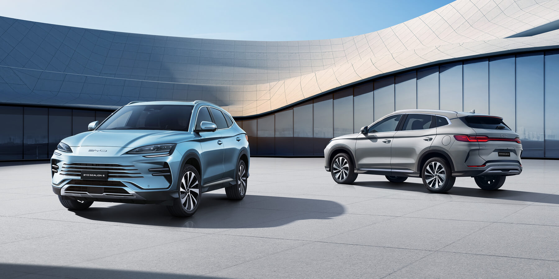 Comfort: Experience unparalleled comfort with the BYD SEALION 6